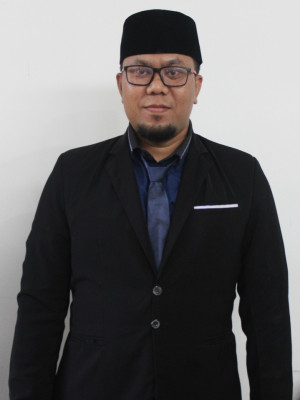DR. Robby Permana, M.Ag
